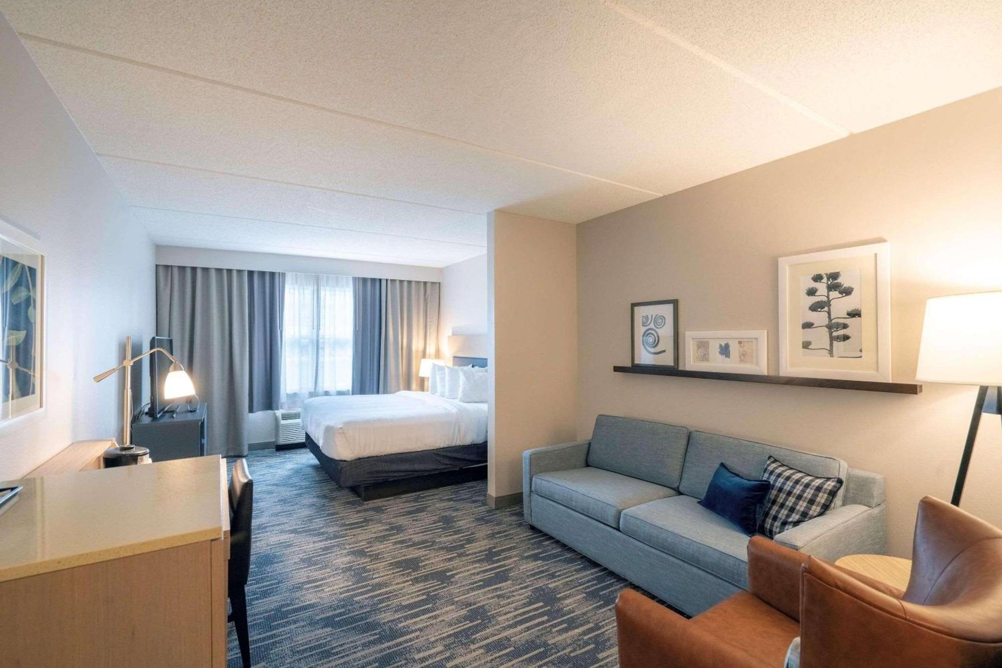Country & By Radisson, Penn State Area , Pa Hotel State College