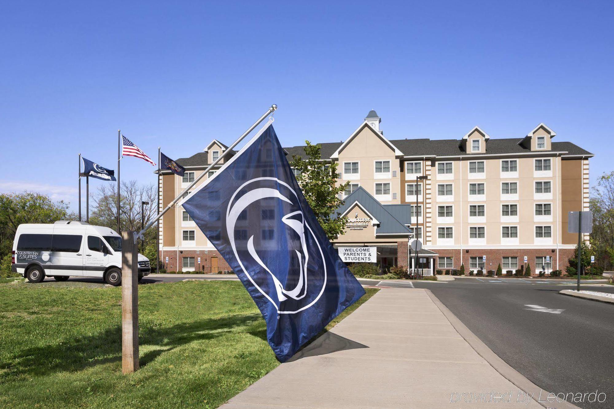 Hotel Country & By Radisson, Penn State Area , Pa 3*