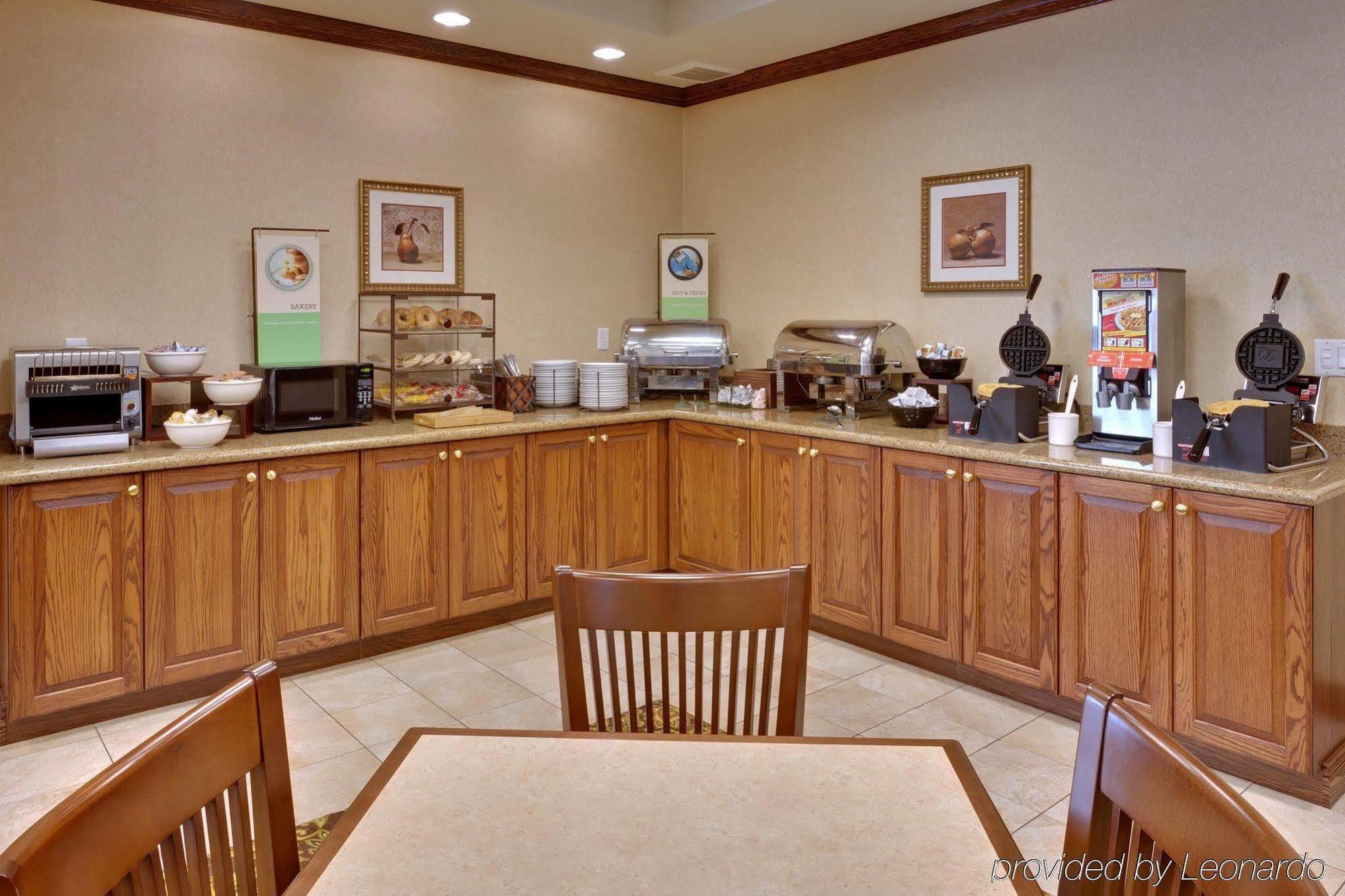 Country & By Radisson, Penn State Area , Pa State College